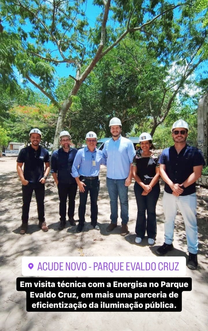 Visitação da comissão técnica ao Parque Evaldo Cruz